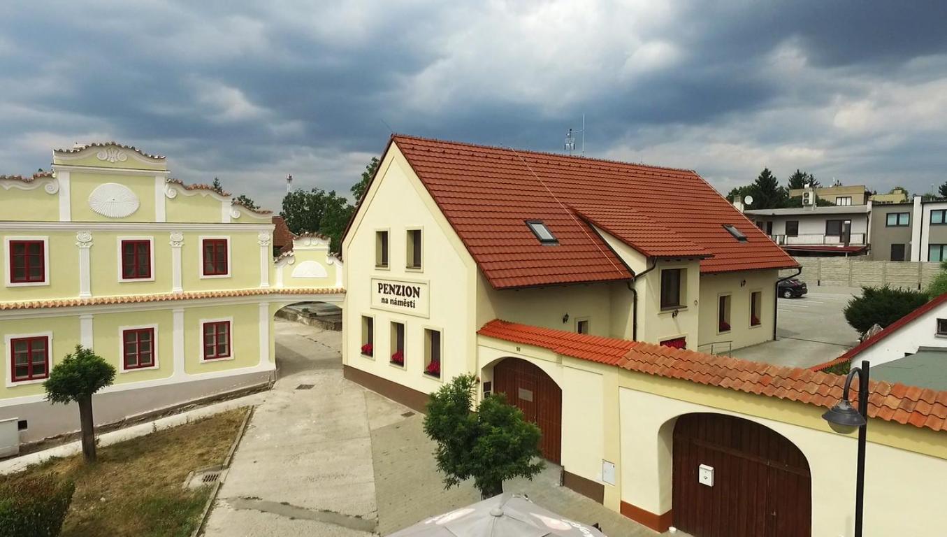 Penzion Sezemice Exteriör bild